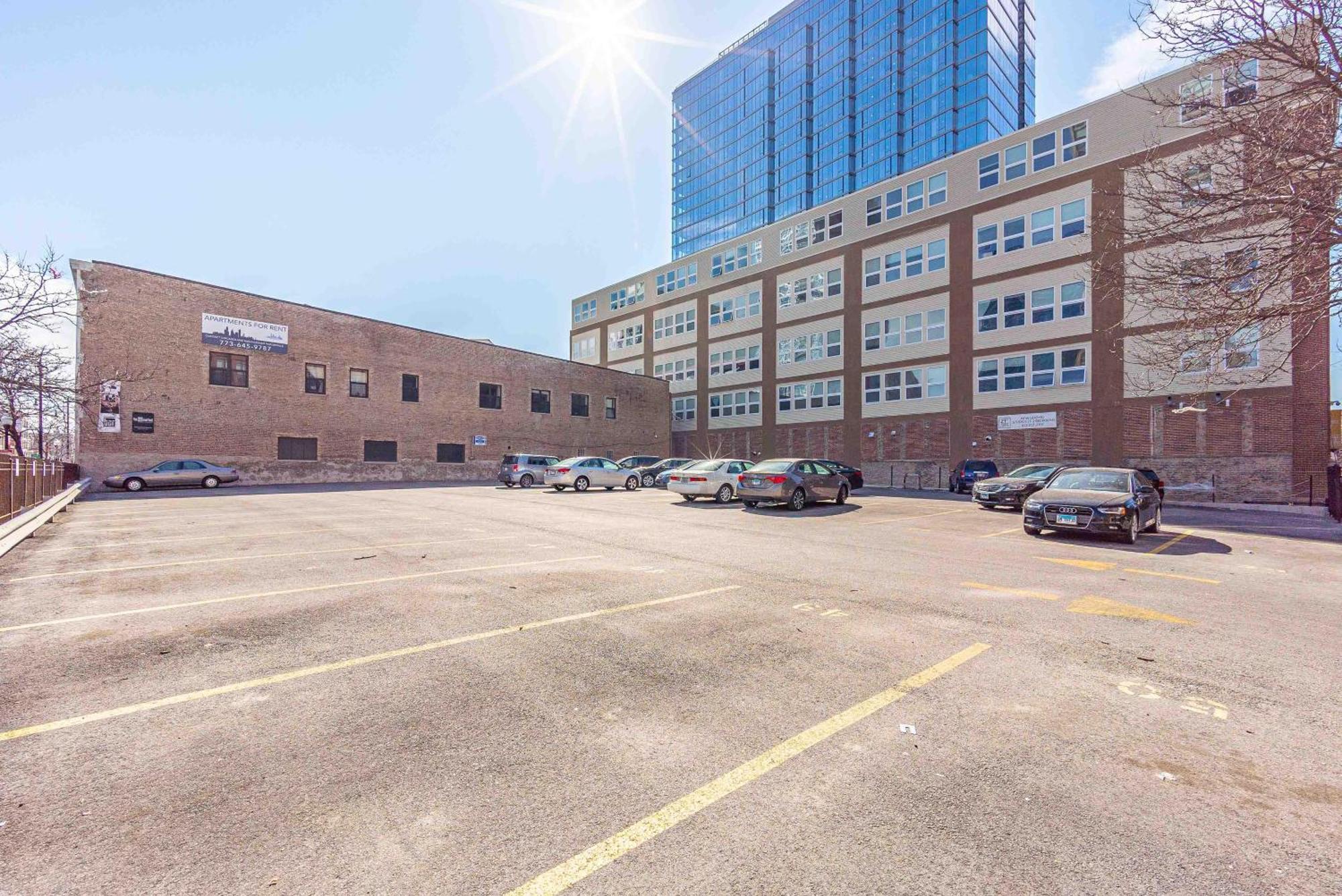 Bright 2Br Luxury Corner Suite With Optional Parking Sleeps 6 Guests Near Mccormick Place And Soldier Field ชิคาโก ภายนอก รูปภาพ